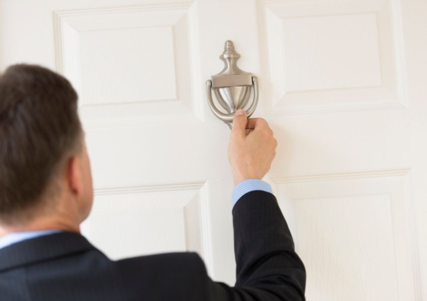 property%20manager%20knocking%20on%20a%20tenants%20door property%20manager%20knocking%20on%20a%20tenants%20door